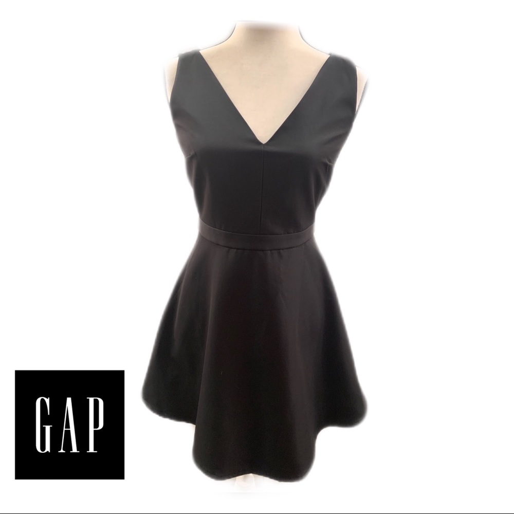 Gap Little Black Dress (with pockets) - Picture 1 of 5